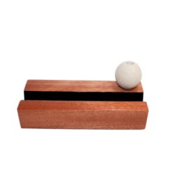BASE DE MADERA PARA CELULAR CON PELOTA PORTA PLUMA GOLF