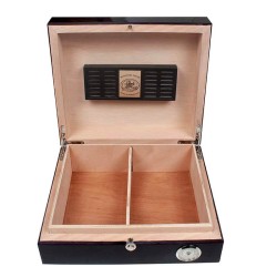 HUMIDOR PARK LANE NEGRO BRILLANTE CON ACCESORIOS NIQUELADOS